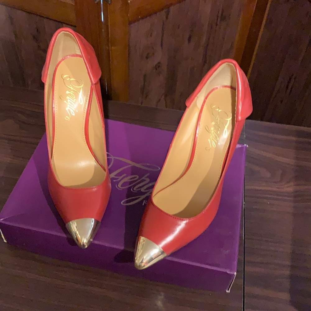 Stiletto Pump